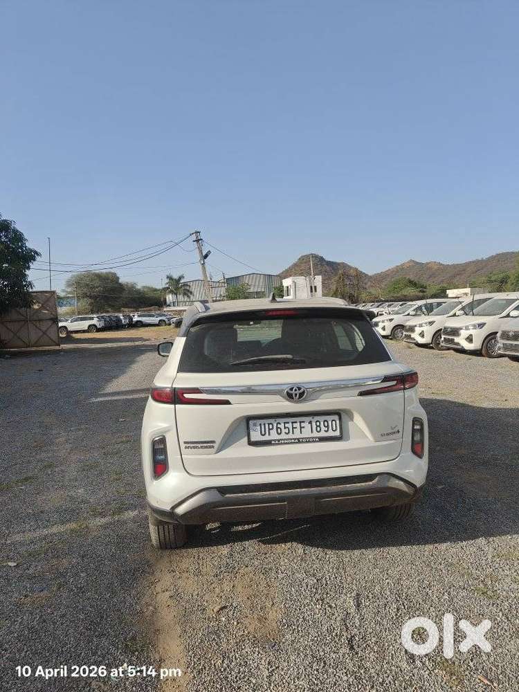 Toyota Urban Cruiser Hyryder 1.5 V Neo Drive At, 2024, Petrol