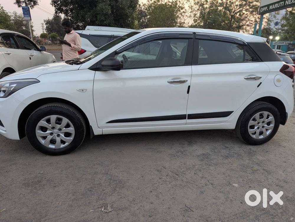 Hyundai I20 Sportz 1.2 Bs-iv, 2019, Petrol