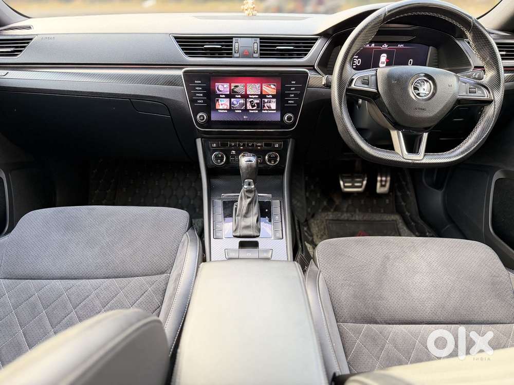 Skoda Superb 2.0 Sportline Tsi At, 2021, Petrol