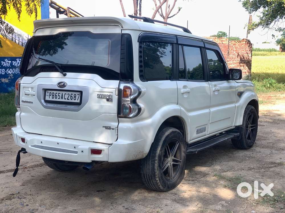 Mahindra Scorpio Diesel 2015