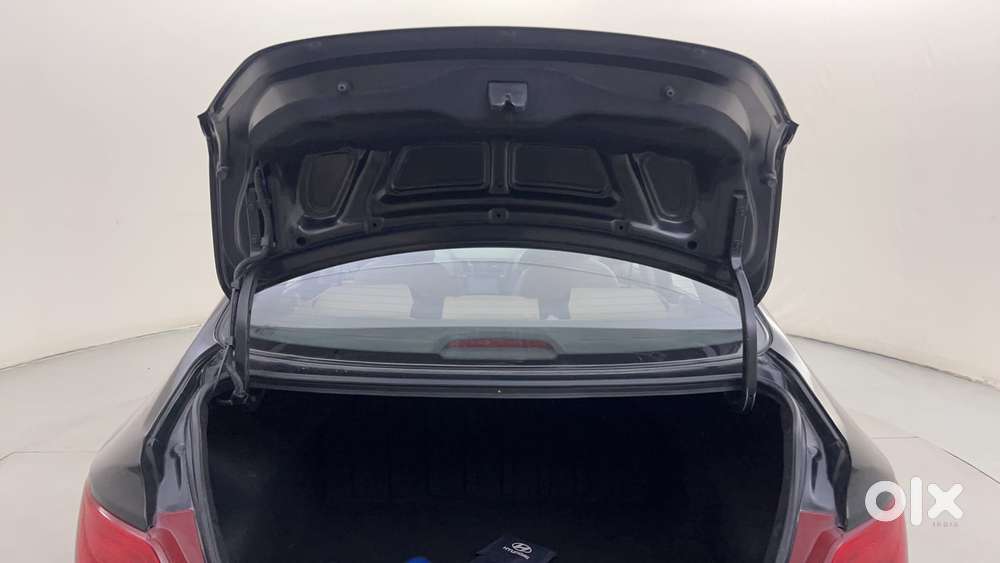 Hyundai Verna 1.6 Sx Vtvt, 2017, Petrol