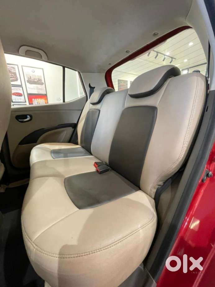 Hyundai I10 Sportz, 2013, Petrol