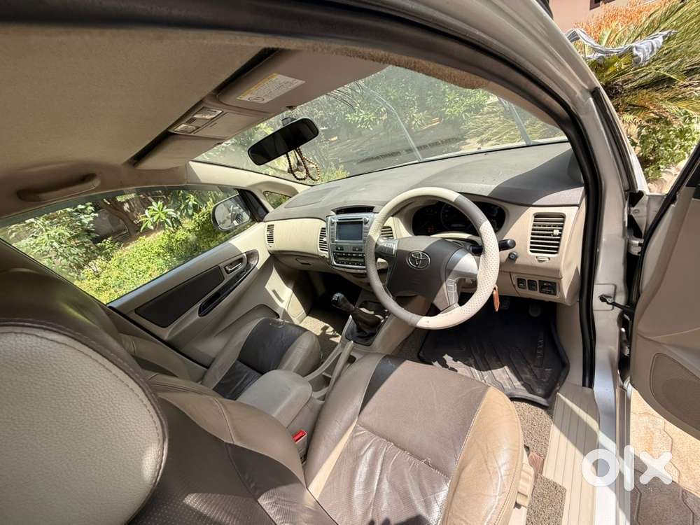 Toyota Innova Diesel 2014
