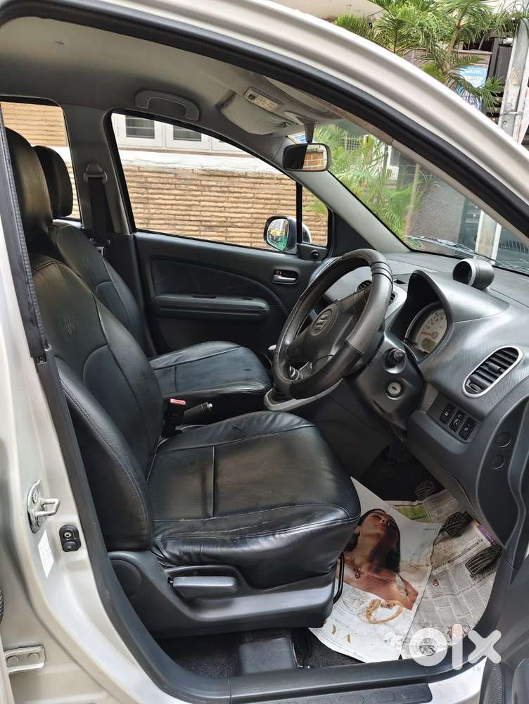 Maruti Suzuki Ritz Vxi, 2011, Petrol