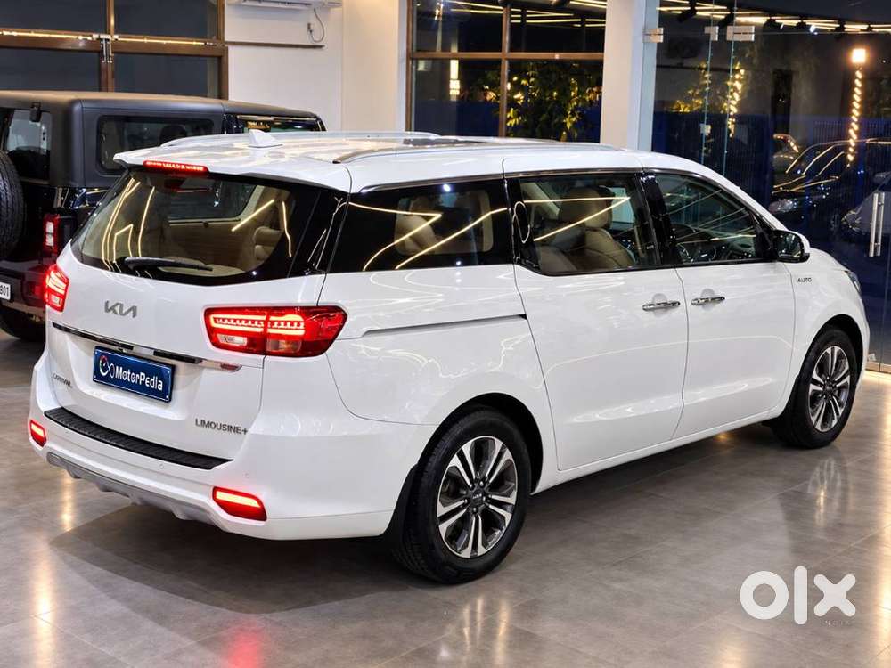 Kia Carnival Limousine 2023 Model