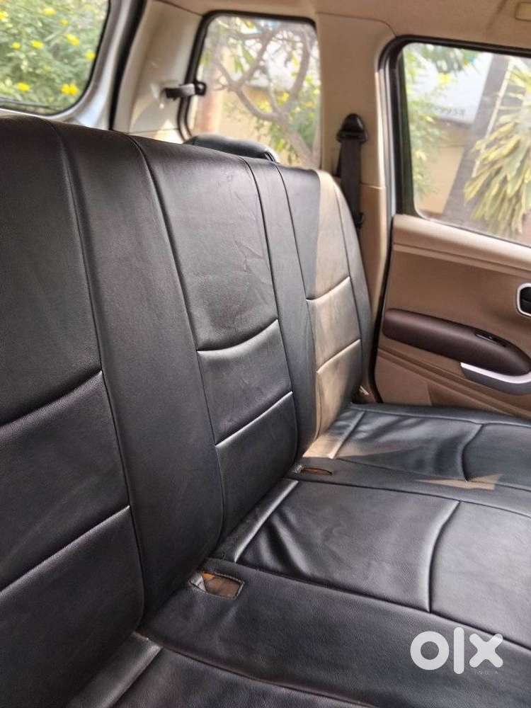Mahindra Tuv 300 Mhawk100 T8, 2017, Diesel
