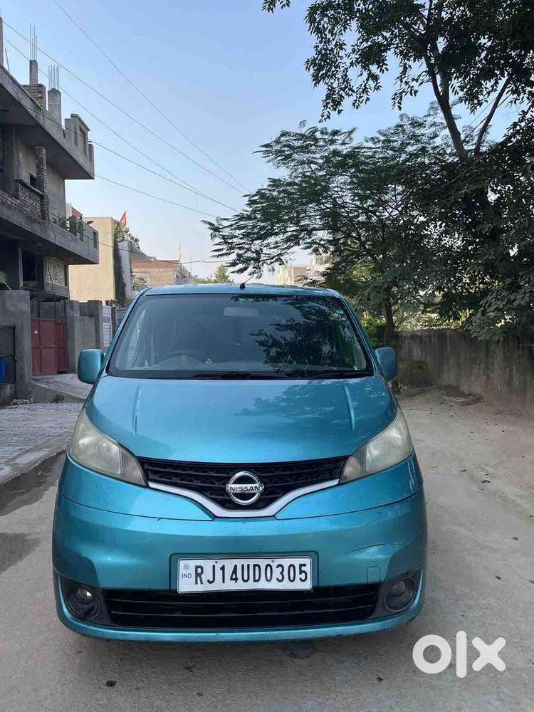 Nissan Evalia Xe Plus, 2013, Diesel