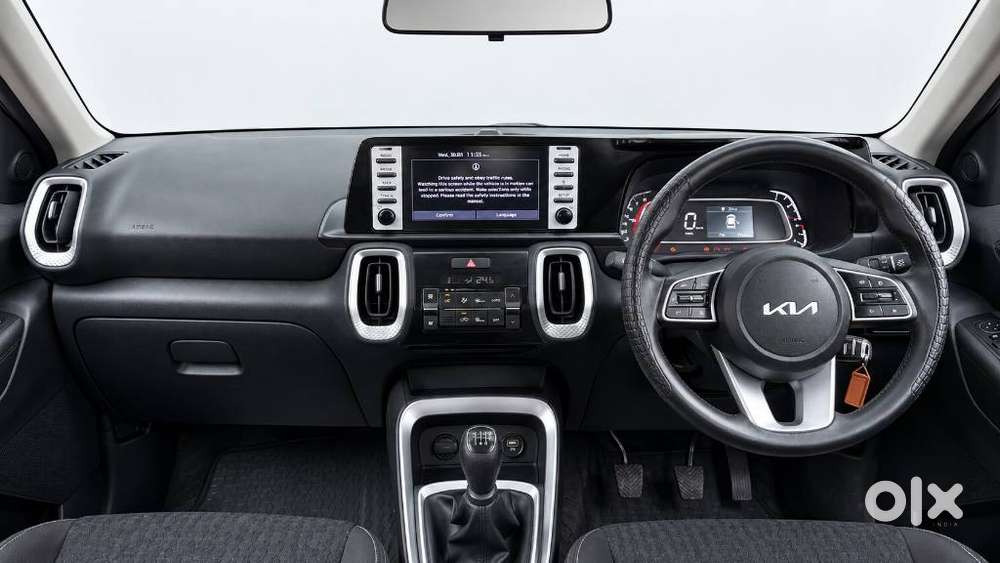 Kia Sonet, 2021, Petrol