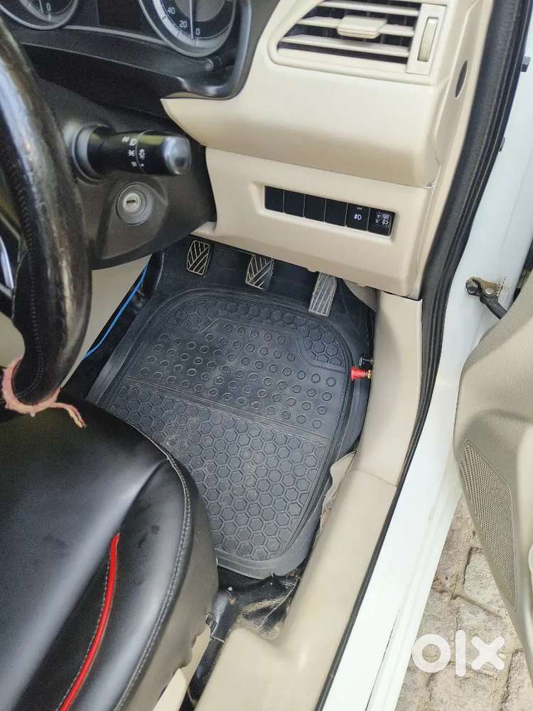 Maruti Suzuki Dzire 2023 Petrol 24000 Km Driven
