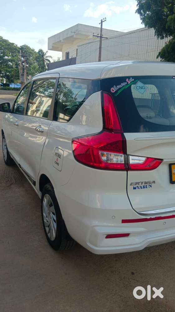 Maruti Suzuki Ertiga 1.5 Vxi, 2023, Cng & Hybrids