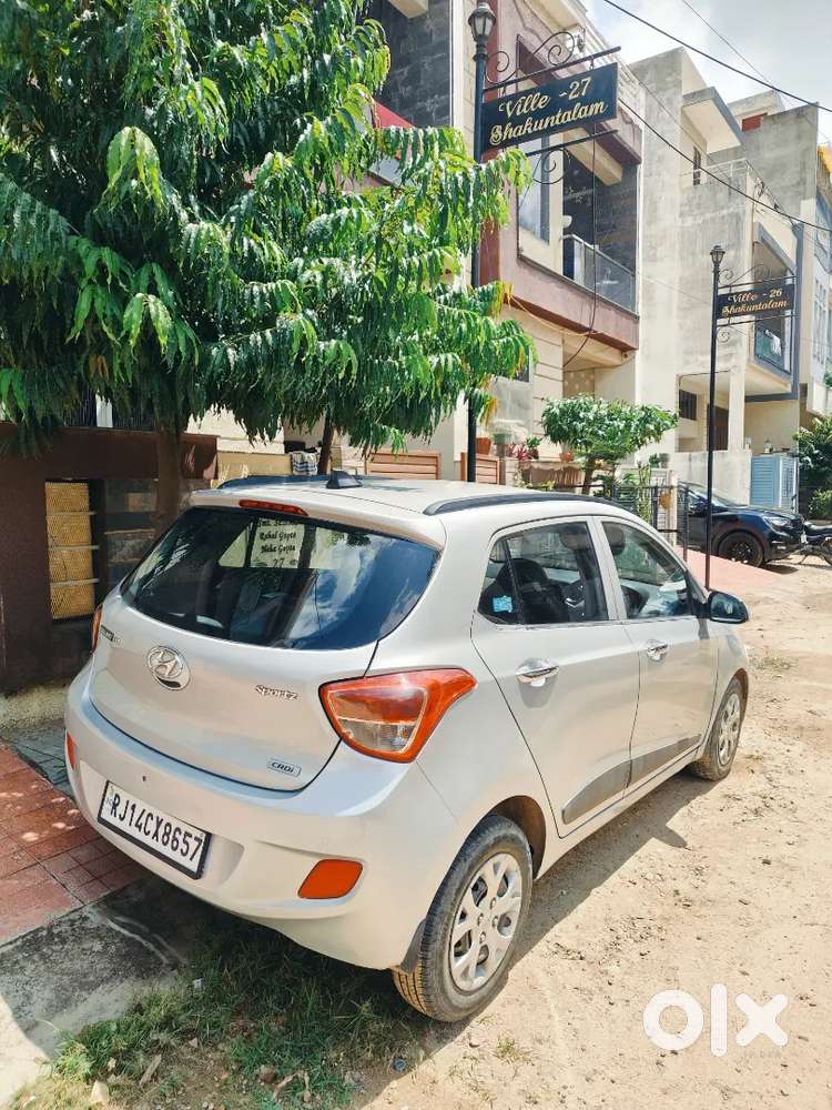 Hyundai Grand I10 Sportz 2015 Diesel Manual