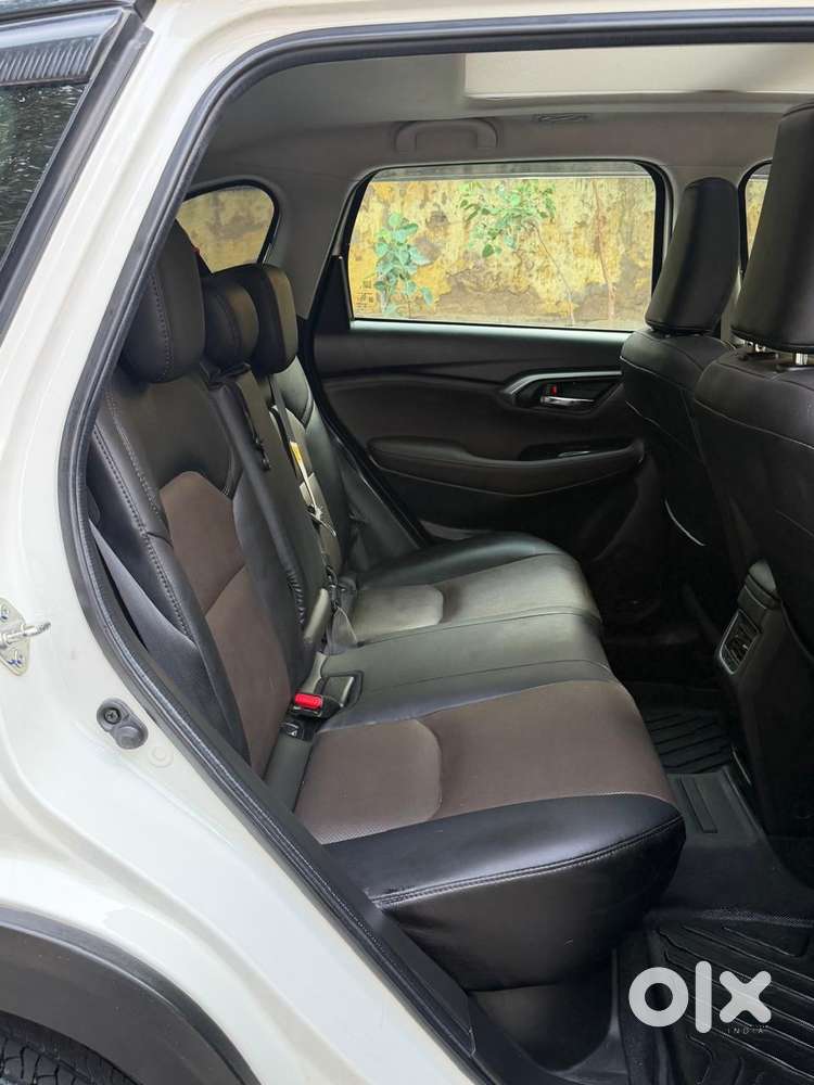 Toyota Urban Cruiser Hyryder 1.5 V Hybrid, 2025, Petrol