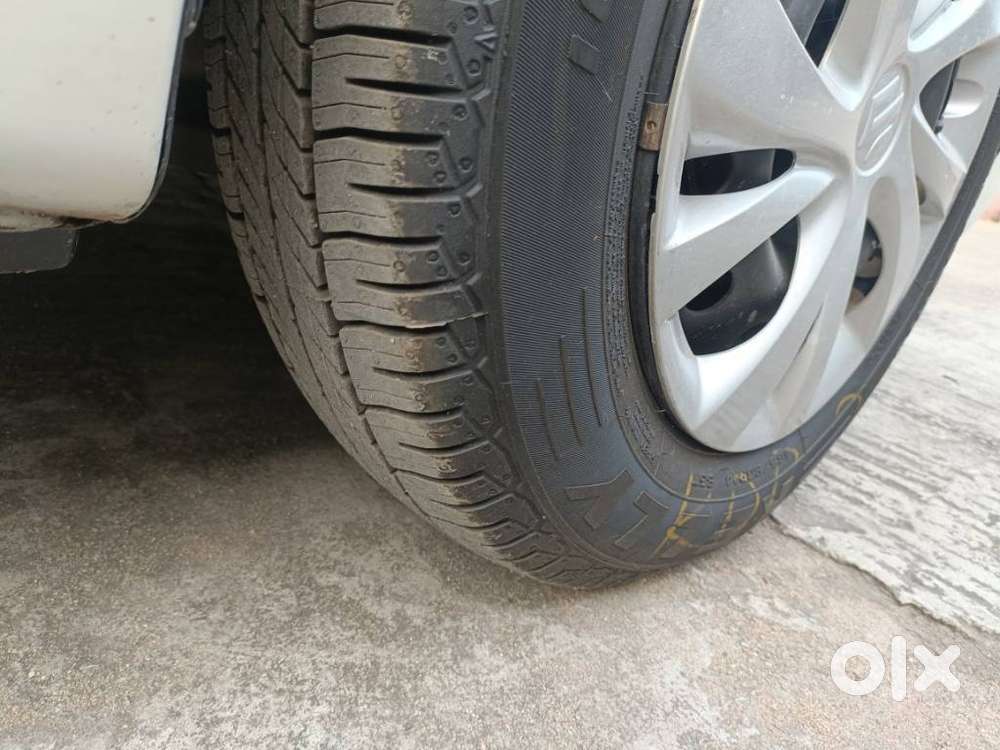 Maruti Suzuki Swift Vxi + Manual, 2021, Petrol