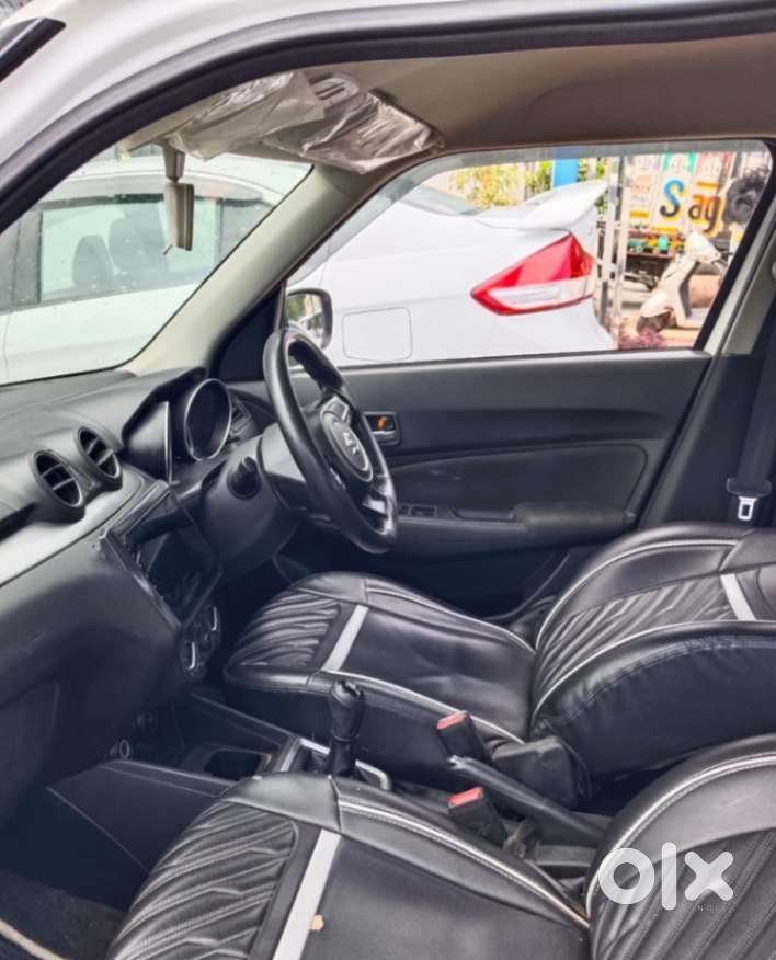 Maruti Suzuki Swift 1.2 Vxi (o), 2022, Petrol