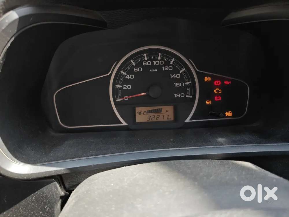 Maruti Suzuki Alto 800 2021 Petrol 32200 Km Driven