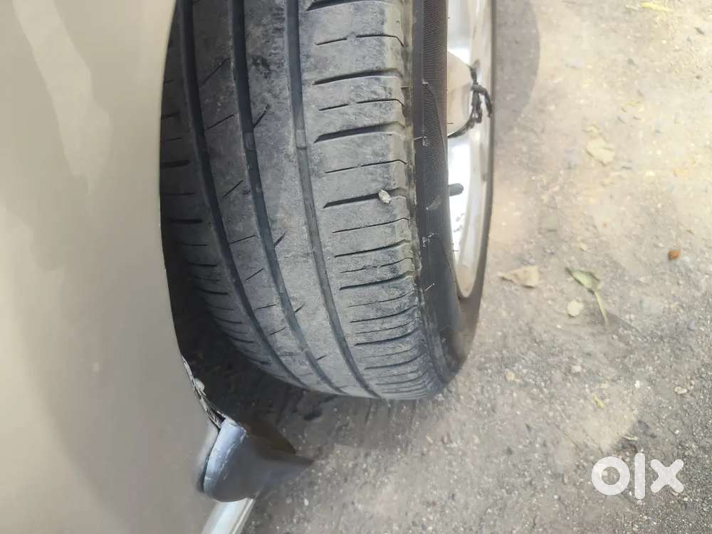 Selling Vw Vento 1.6 Tdi Diseal