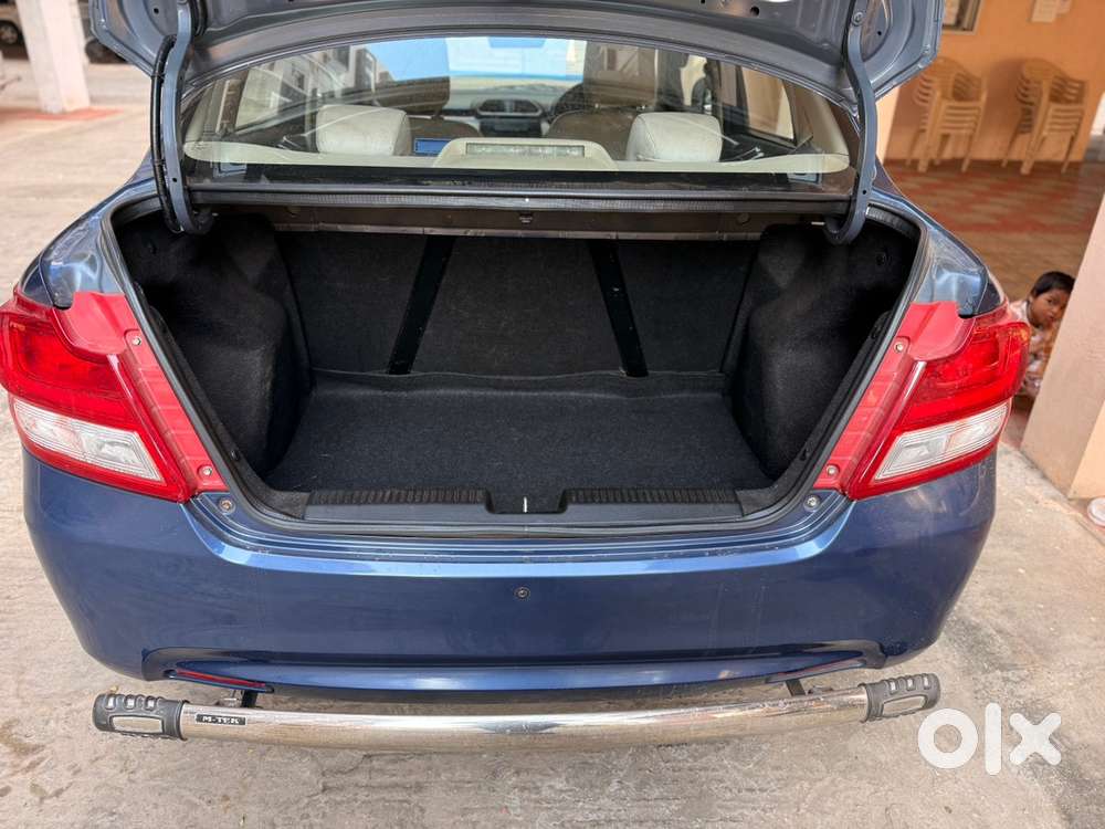Maruti Suzuki Dzire 2017 Petrol Well Maintained