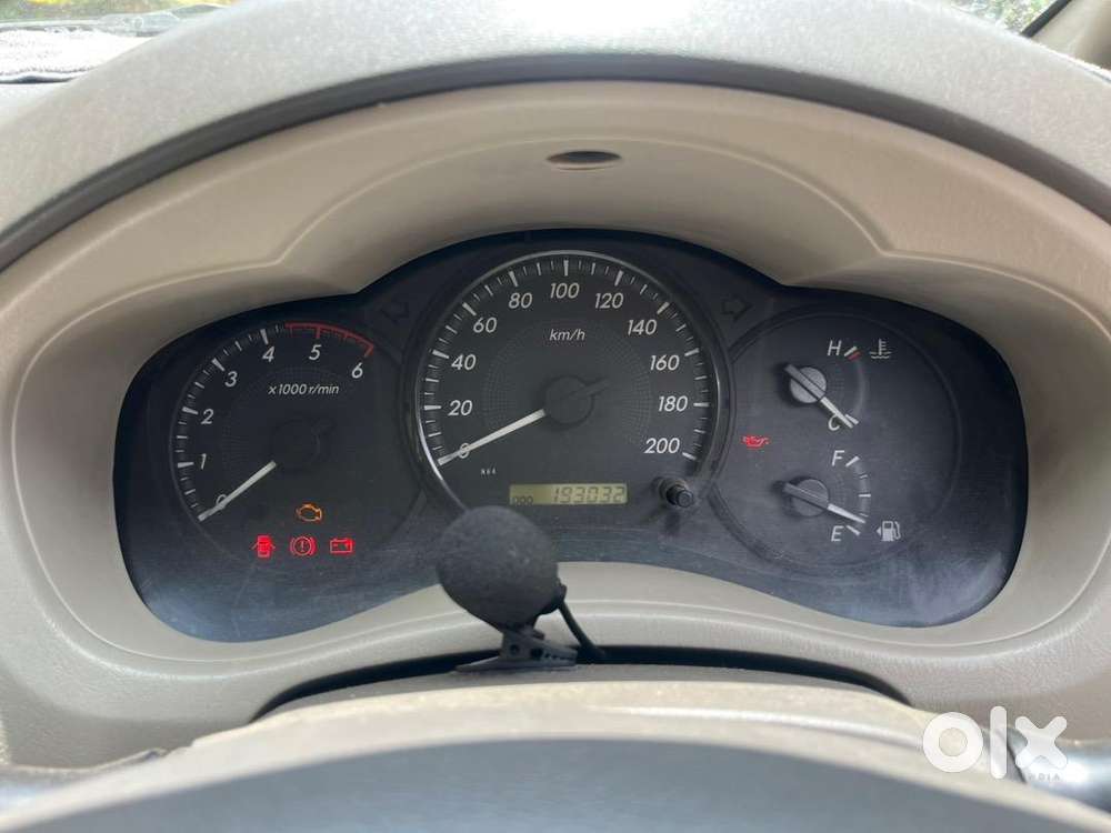 Toyota Innova 2012 Diesel Well Maintained