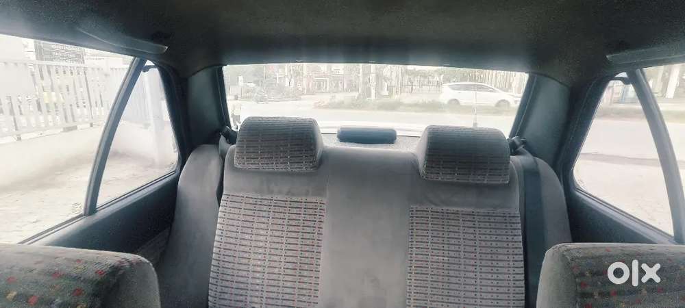 Maruti Suzuki Esteem Lxi 2005 Petrol Manual