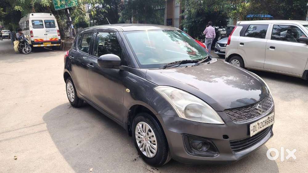 Maruti Suzuki Swift Lxi Optional-o, 2015, Petrol