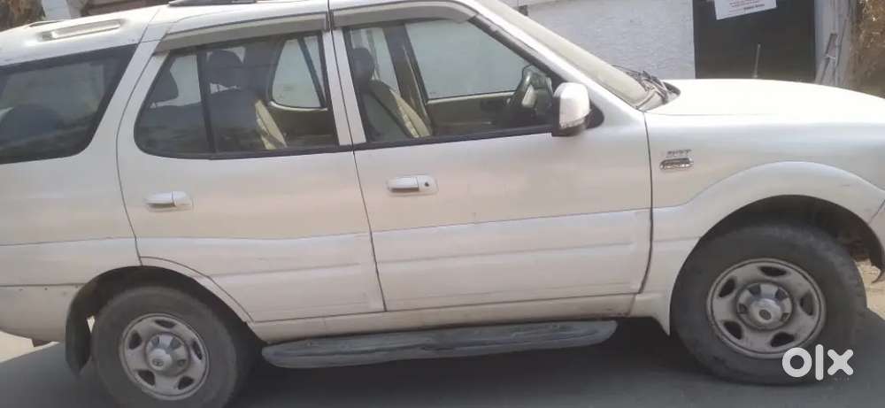 2014 Tata Safari 4x2 Diesel Manual