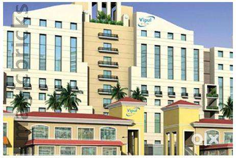 OFFICE FULL FURNISHED WITH FURNITURE, AC, LIFT,CAR PARKING,MAIN ROAD