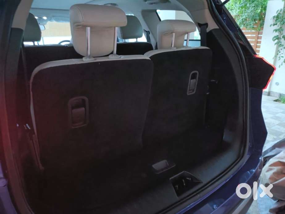 Mahindra Xuv700 2.0 Ax 7 Petrol At Str, 2021, Petrol