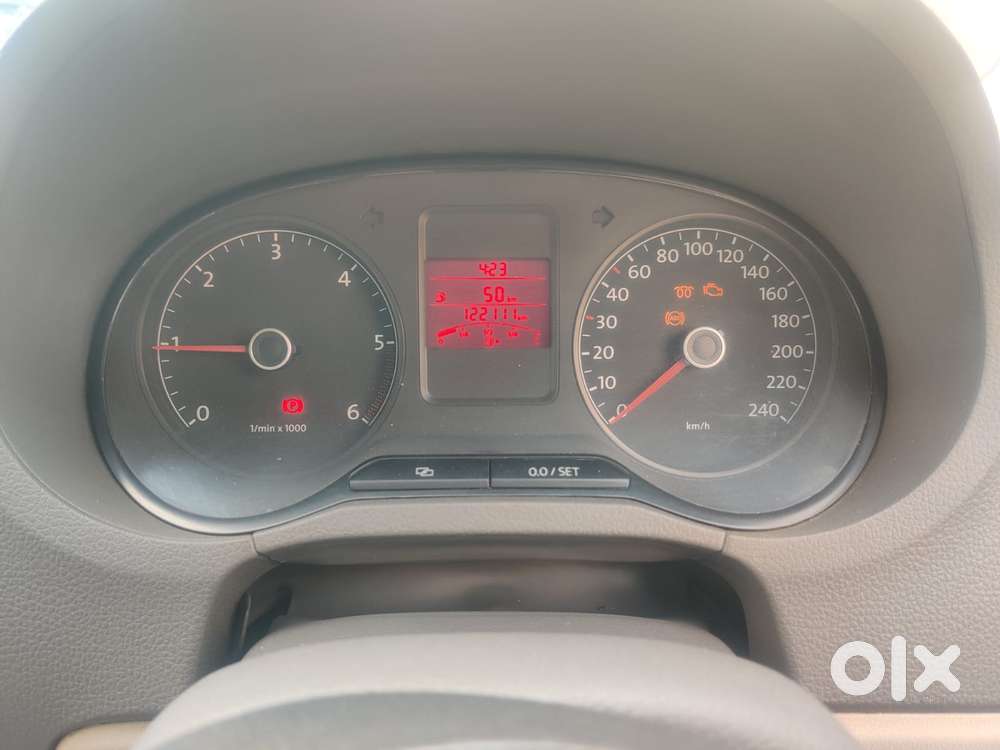 Volkswagen Vento Petrol Highline, 2013, Diesel