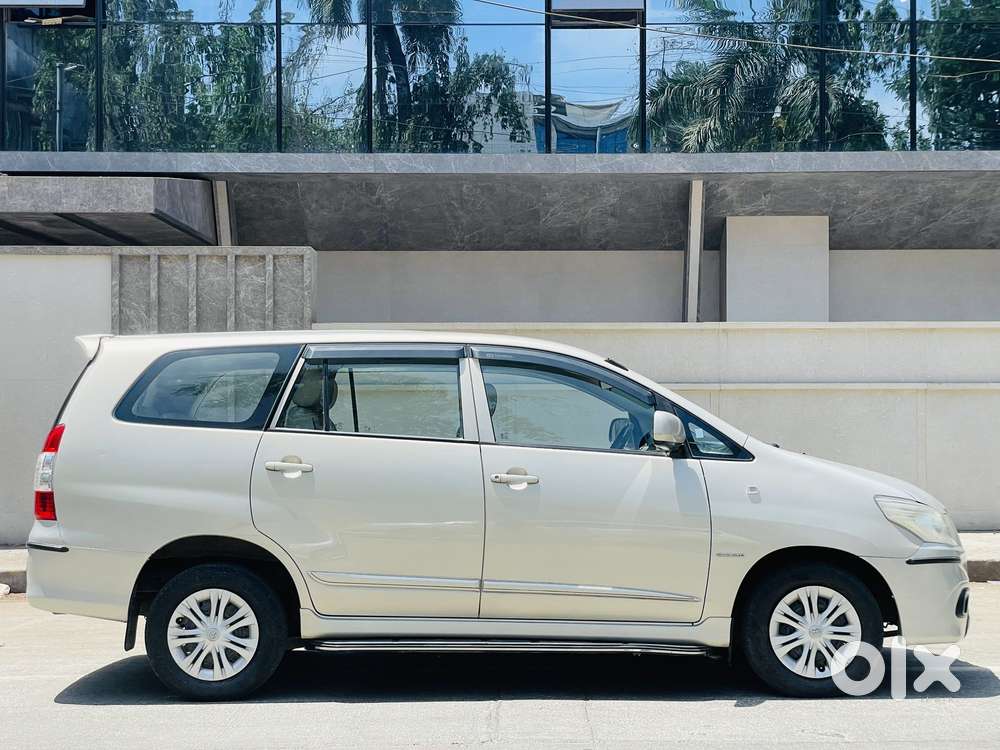 Toyota Innova 2.5 G (diesel) 7 Seater, 2015, Diesel