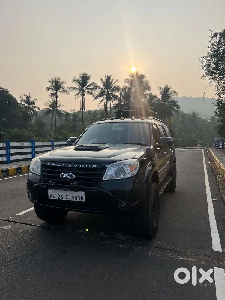 Ford Endeavour 2011 Diesel Well Maintained