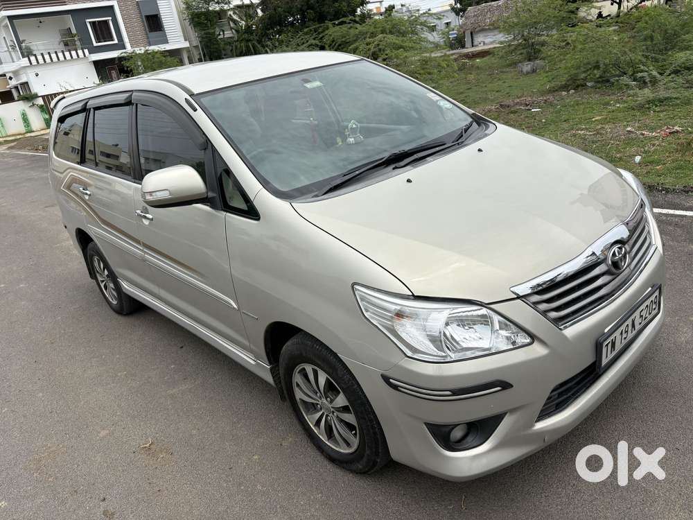 Toyota Innova 2.5 Vx 8 Str Bs-iii, 2013, Diesel