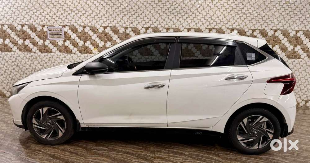 Hyundai New I20 1.5 Asta (o) Mt, 2021, Petrol