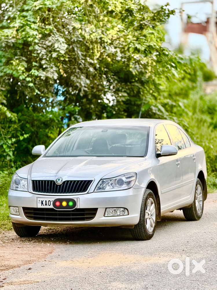 Skoda Laura 2.0 Ambiente 2010 Diesel