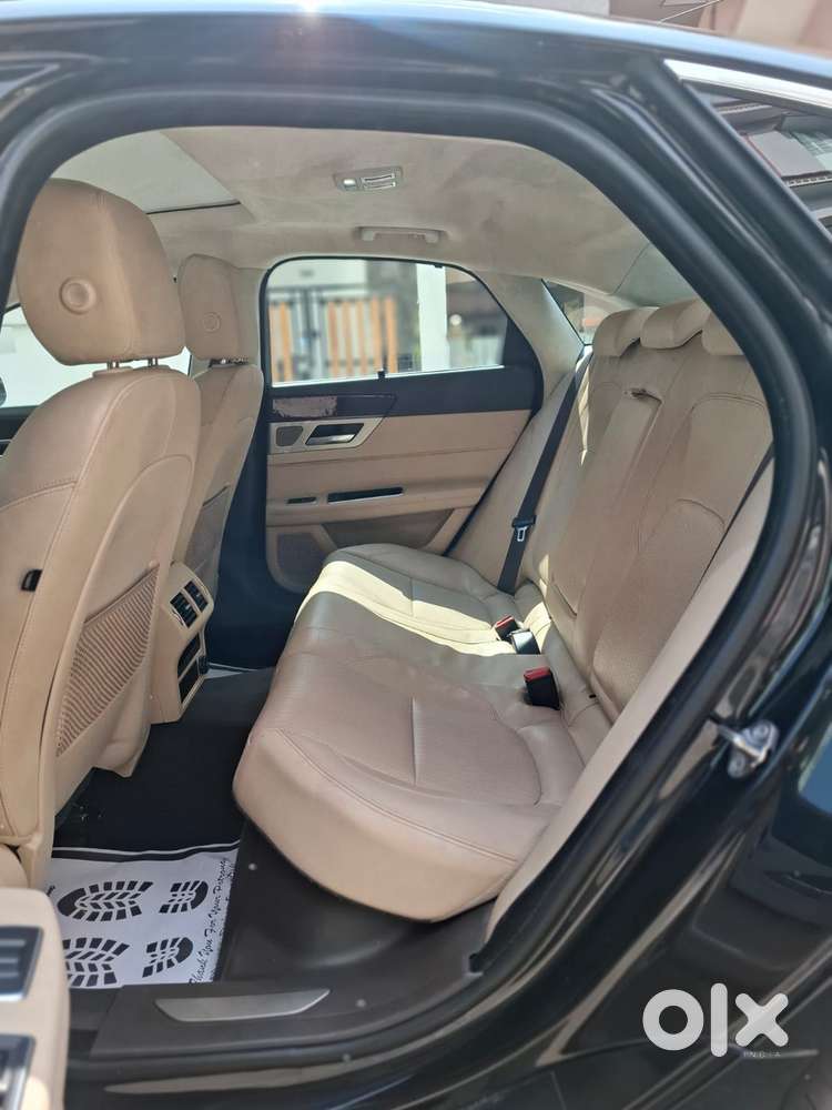 Jaguar Xf 2.0 Petrol Prestige, 2020, Petrol