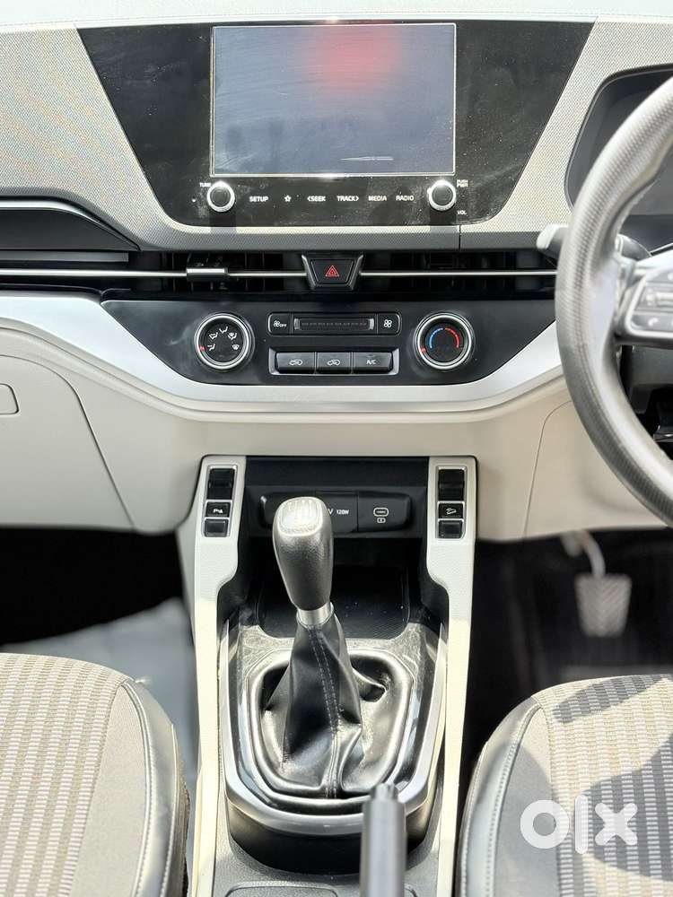 Kia Carens 1.4 Prestige 7 Str, 2022, Petrol