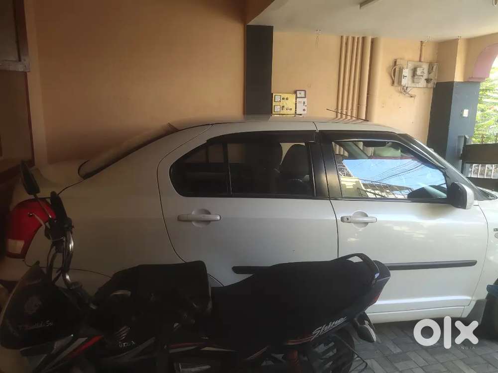 Maruti Suzuki Dzire 2011