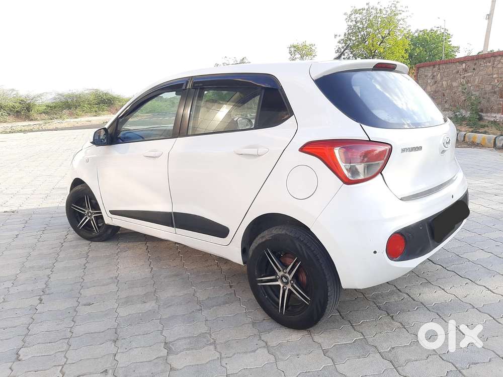 Hyundai Grand I10 1.2 Crdi Sportz, 2017, Diesel