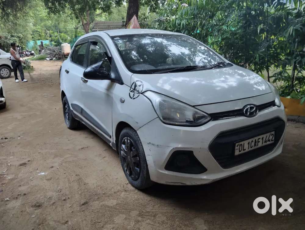 Hyundai Xcent Base Cng 2016 Model