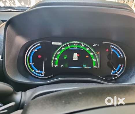 Maruti Suzuki Invicto Zeta Plus 7str, 2023, Electric