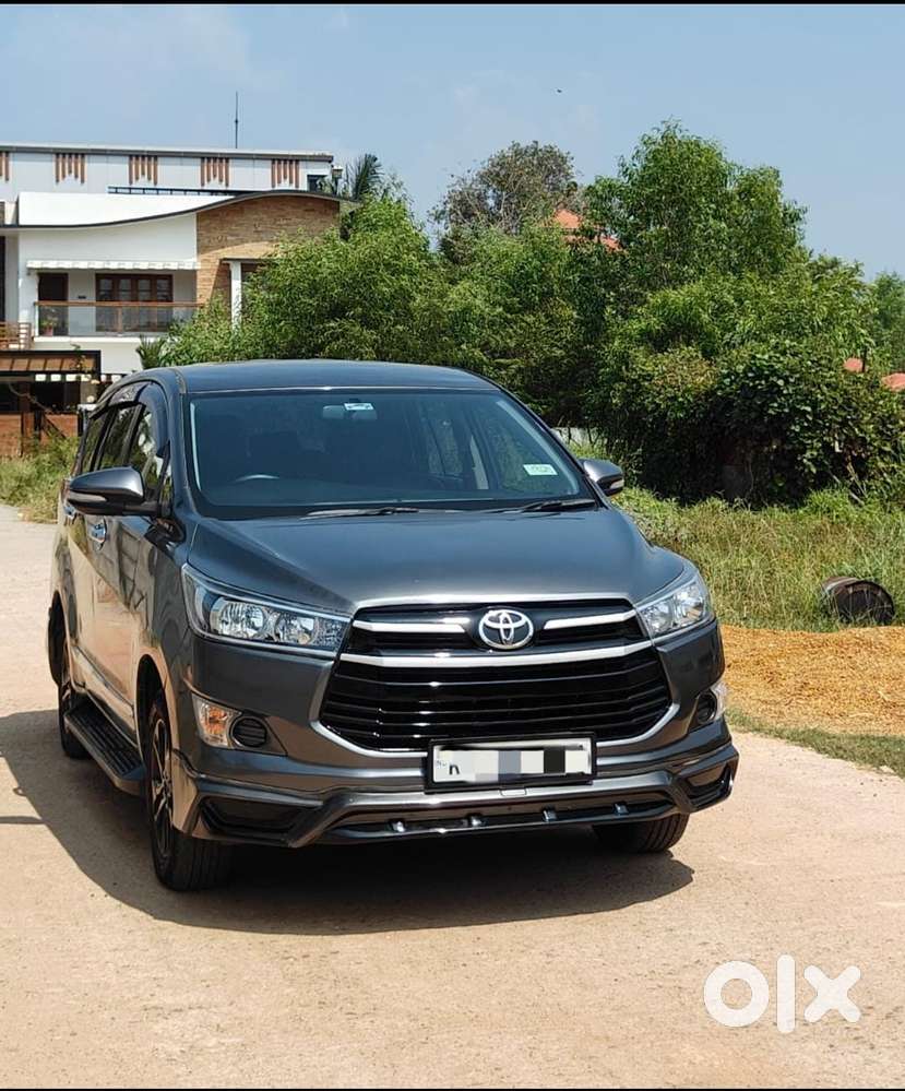 Toyota Innova Crysta 2.4 G Mt, 2016, Diesel
