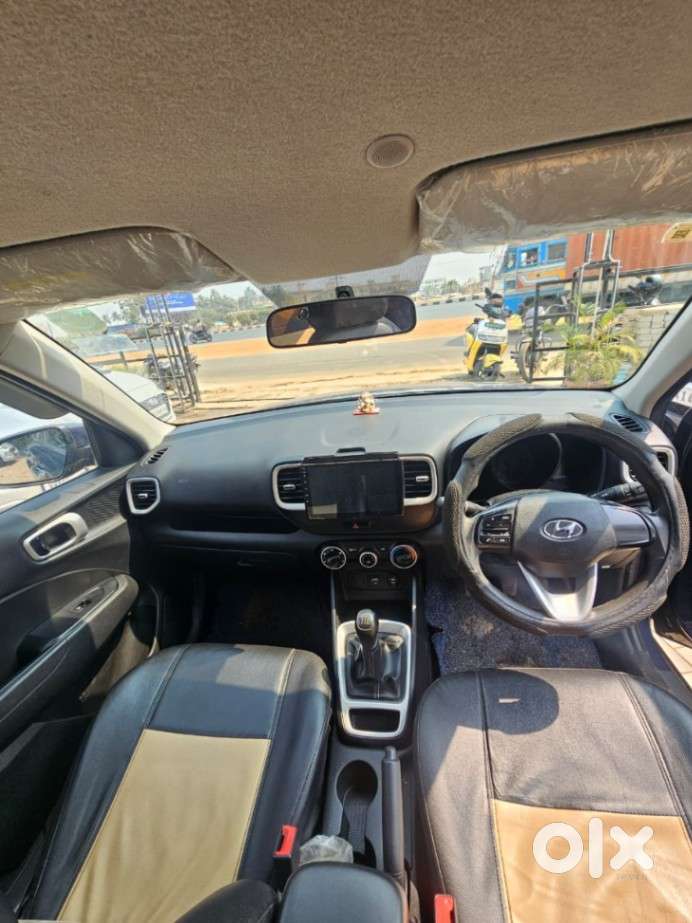 Hyundai Venue S Turbo, 2020, Petrol