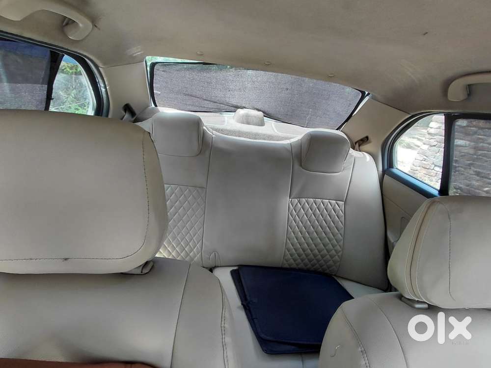 Maruti Suzuki Dzire Ags Zdi Plus, 2015, Diesel