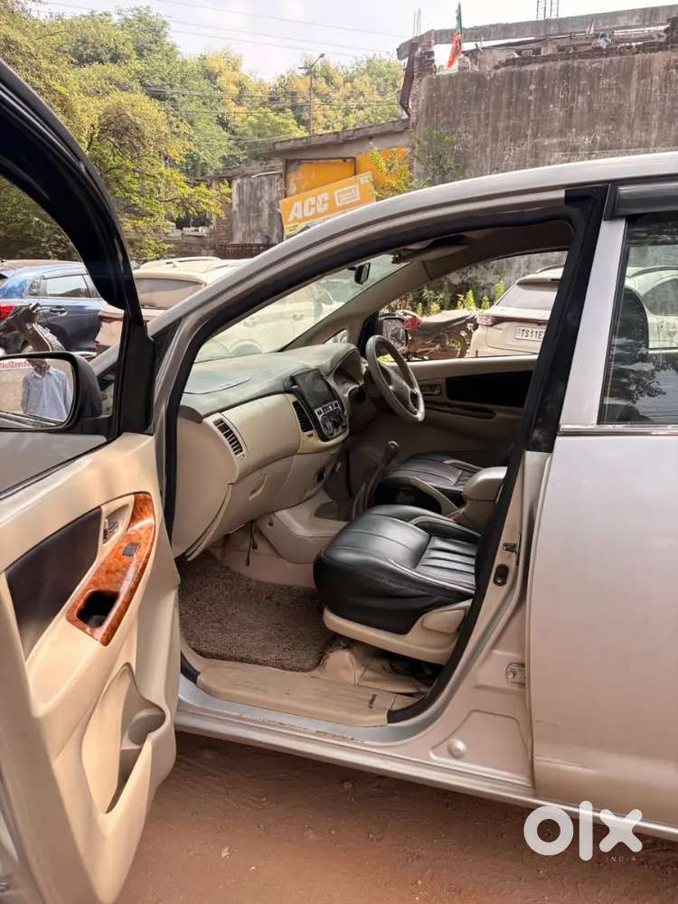 Toyota Innova Diesel Manual 2008 Km Driven