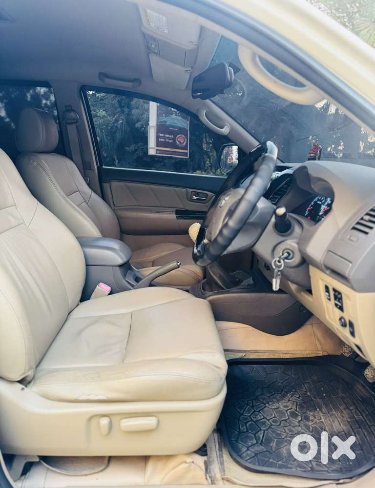 Toyota Fortuner 2011-2016 4x2 Manual, 2014, Diesel