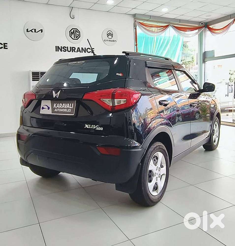 Mahindra Xuv300 W6, 2023, Petrol