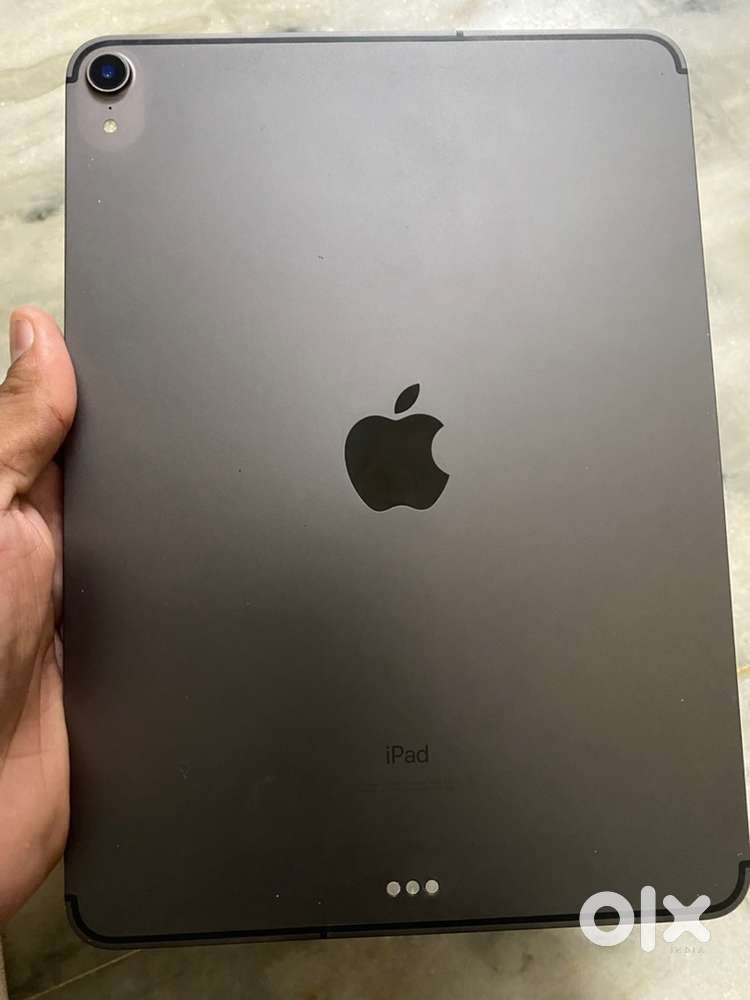 Ipad pro 11 inch Wi-Fi+ cellular 2020