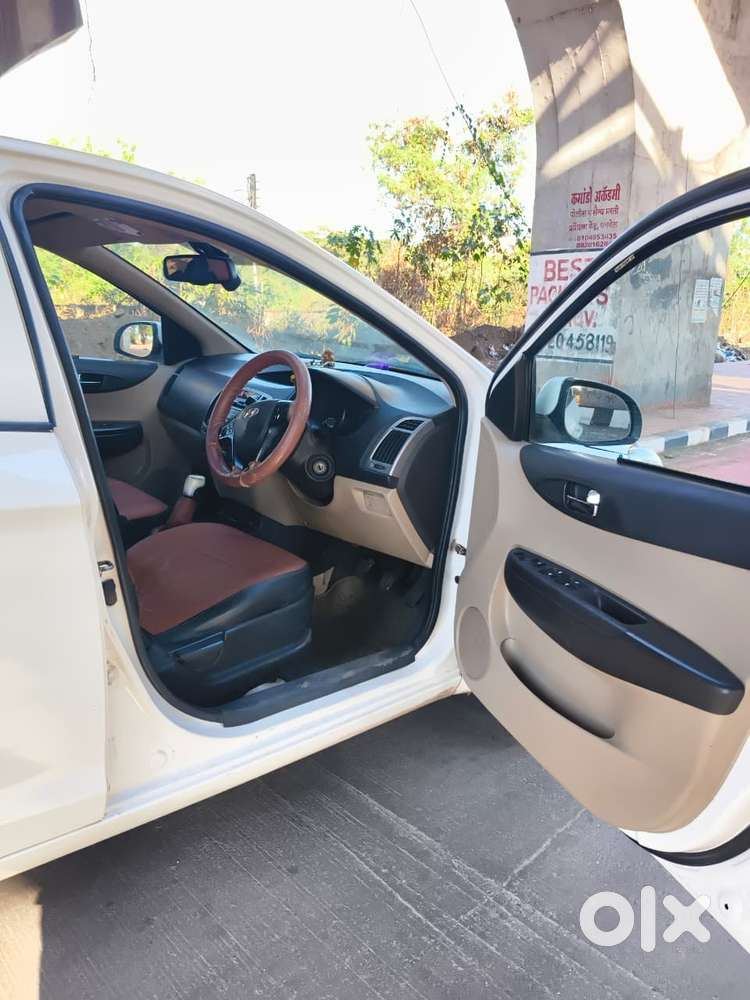 Hyundai I10 1.2 Kappa Sportz, 2013, Cng & Hybrids