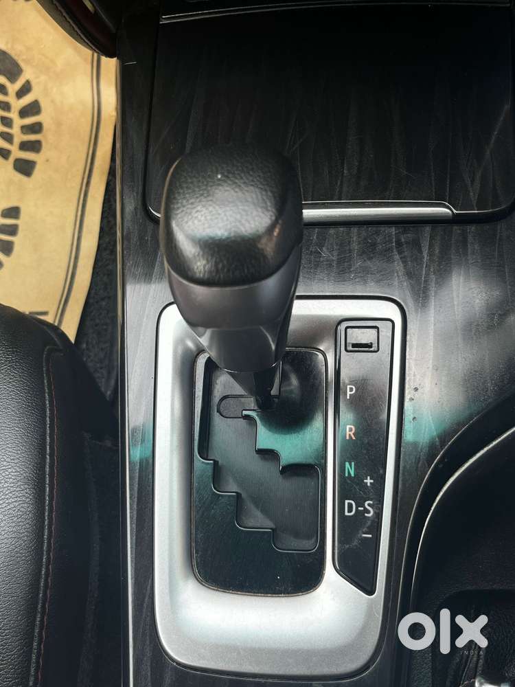 Toyota Fortuner Legender 4x2 At 2.8, 2024, Diesel