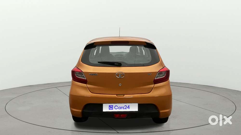 Tata Tiago 1.2 Revotron Xz, 2017, Petrol