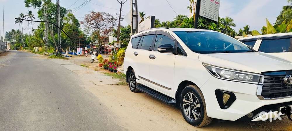 Toyota Innova Crysta 2017 Diesel Well Maintained